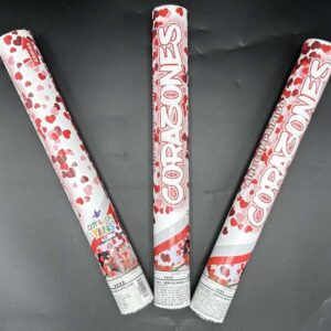 Lanza papel de corazones