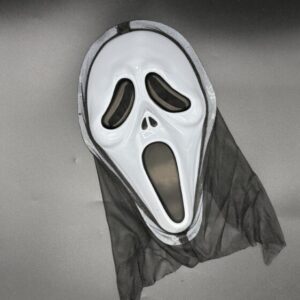Mascara Scream con velo